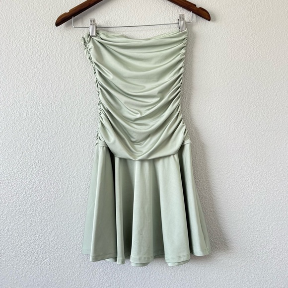Aritzia‎ Socialista Green sleeveless Tube Top dress ruched Jersey Knit xs - Picture 9 of 15
